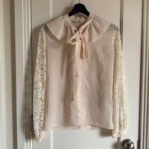 Vintage White Blouse / Cream Blouse / White button down Blouse with lace sleeves